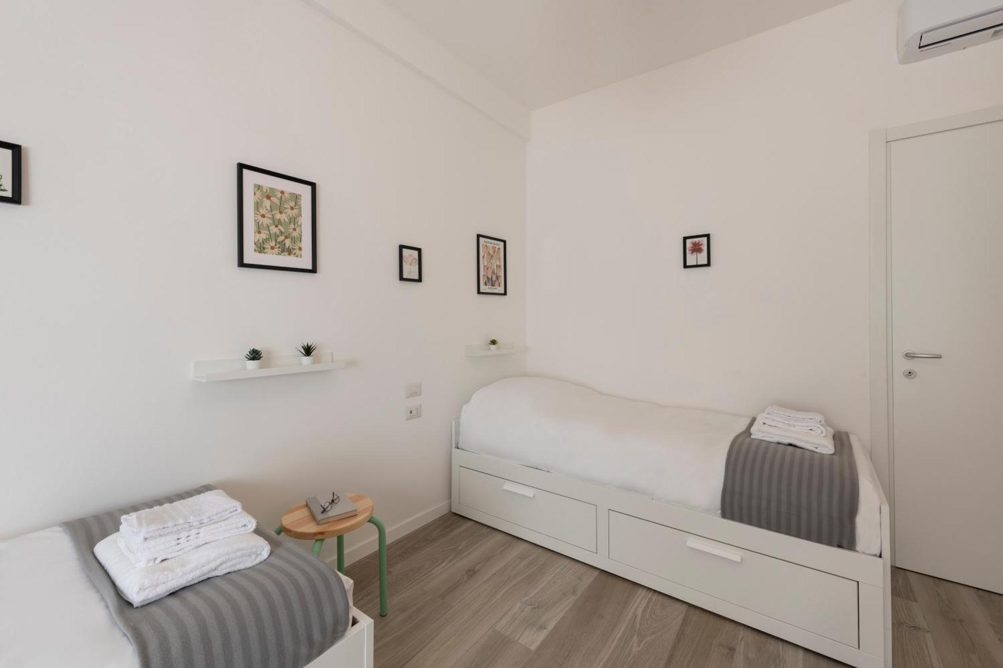 Apartamento Caracciolo, 28 - Ampio Per 5, Posizione Perfetta