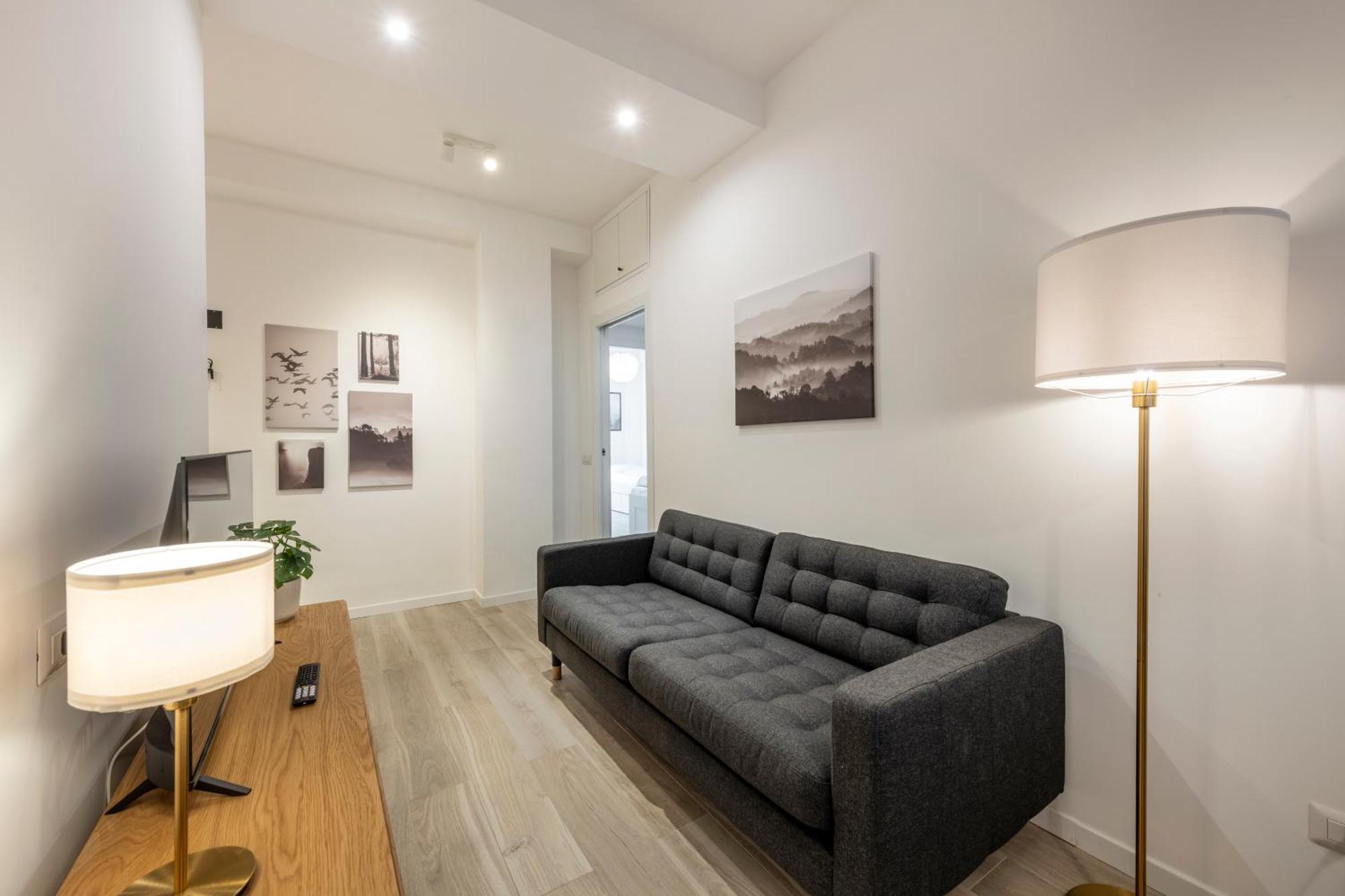 Apartamento Caracciolo, 28 - Ampio Per 5, Posizione Perfetta *